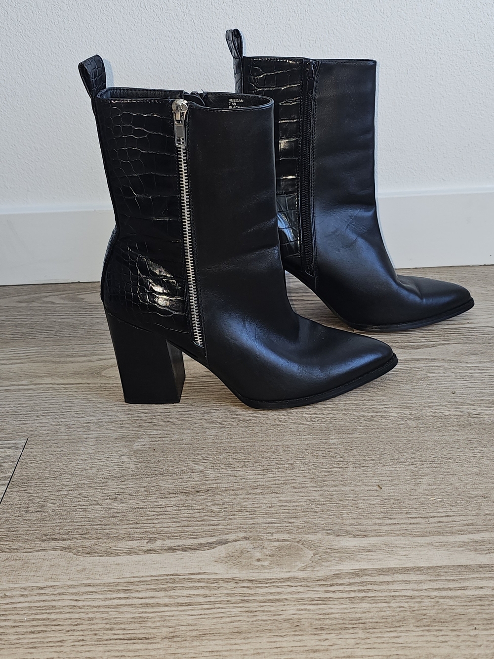 Steve Madden Reegan Croc Heeled Boots